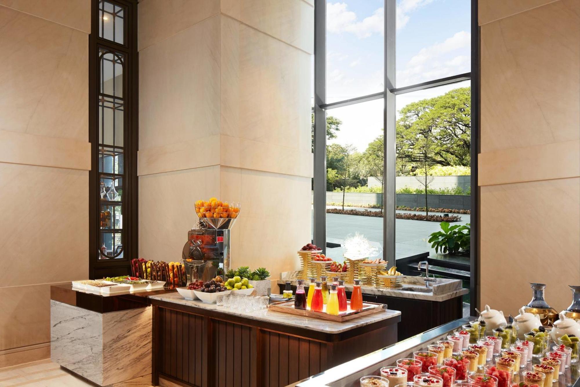 Hotel The Ritz-carlton,
