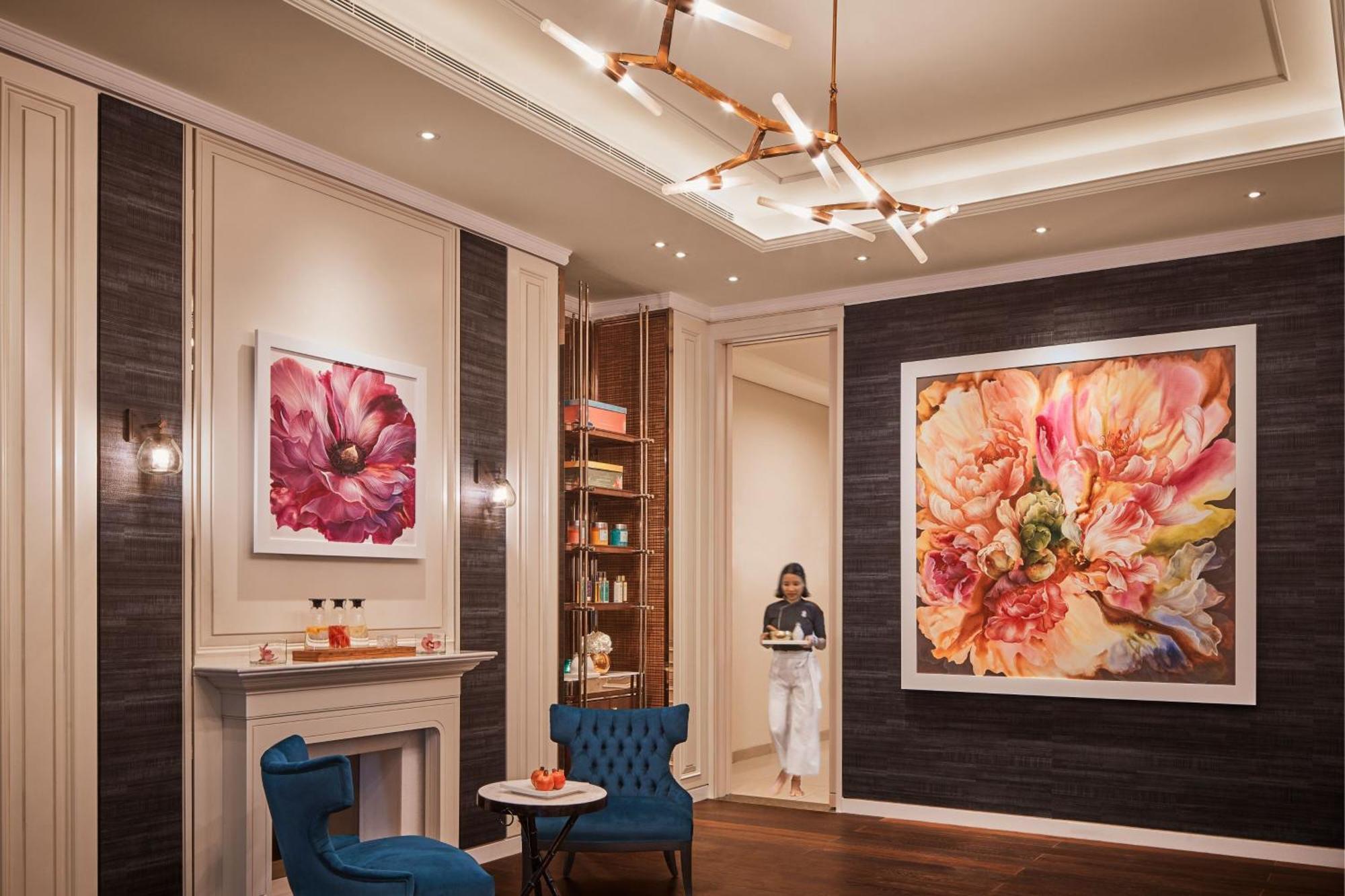 The Ritz-carlton, Hotel