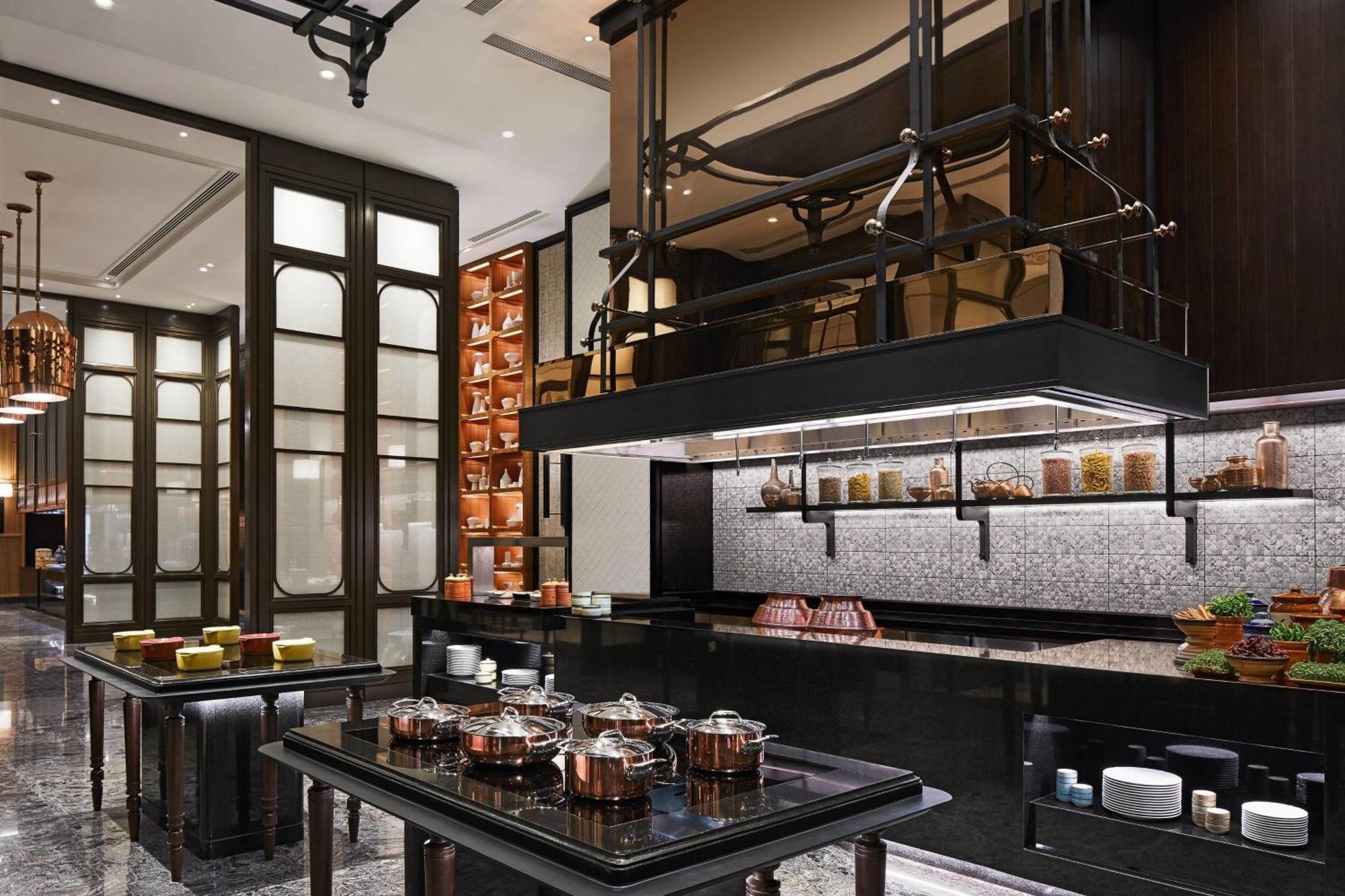 The Ritz-carlton, 5*
