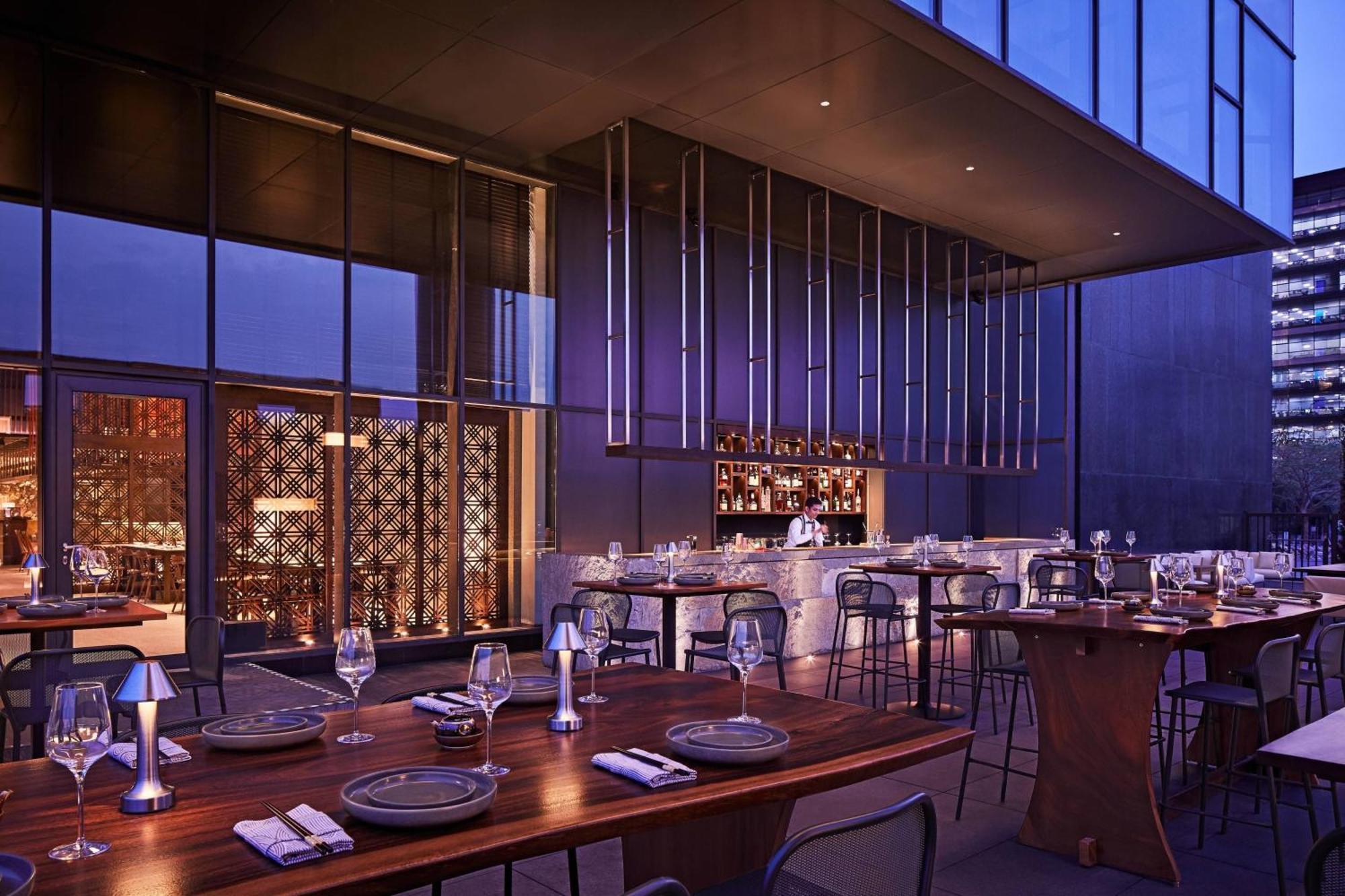 The Ritz-carlton, Hotel 5*