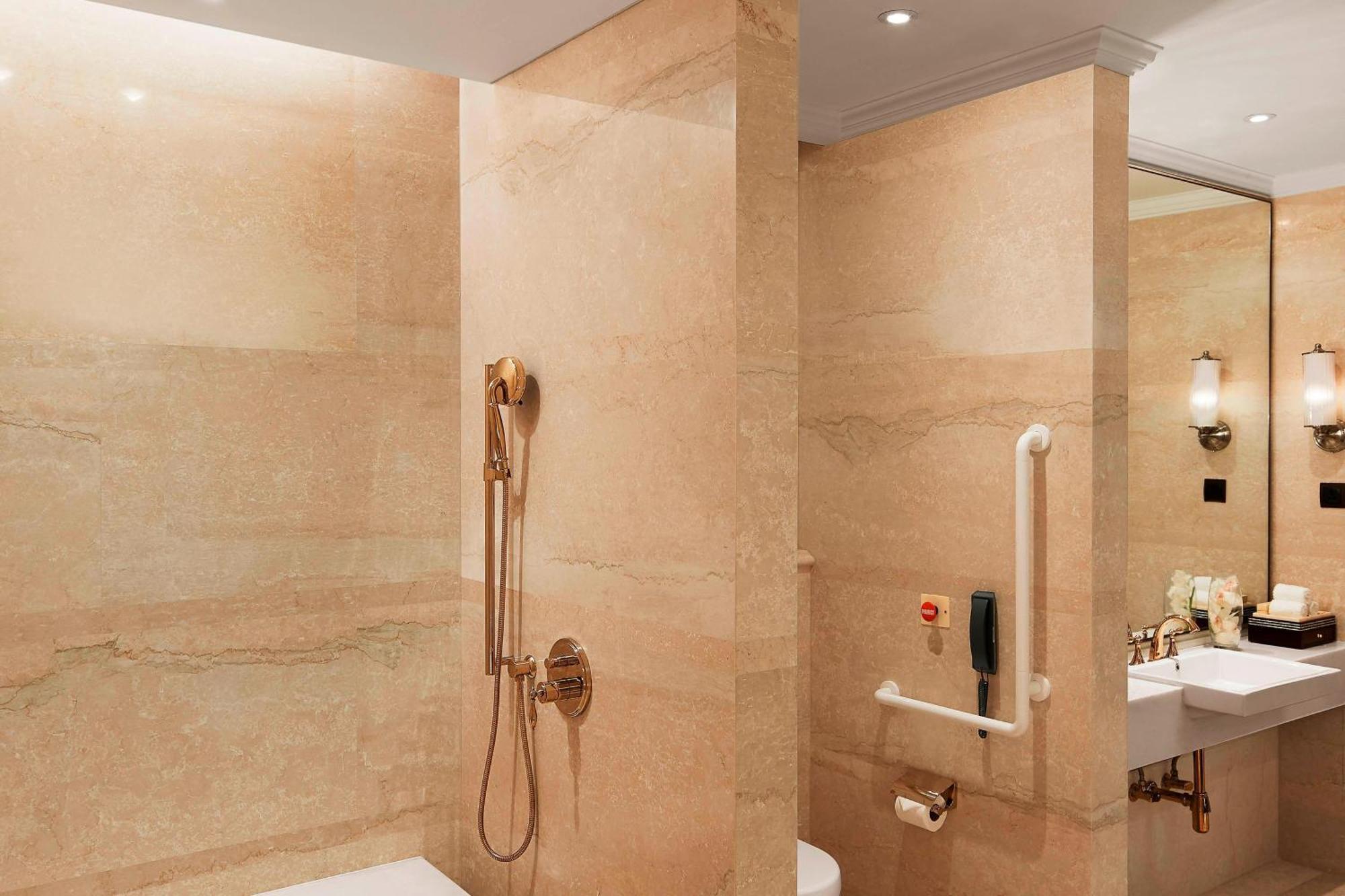 The Ritz-carlton, 5* Pune