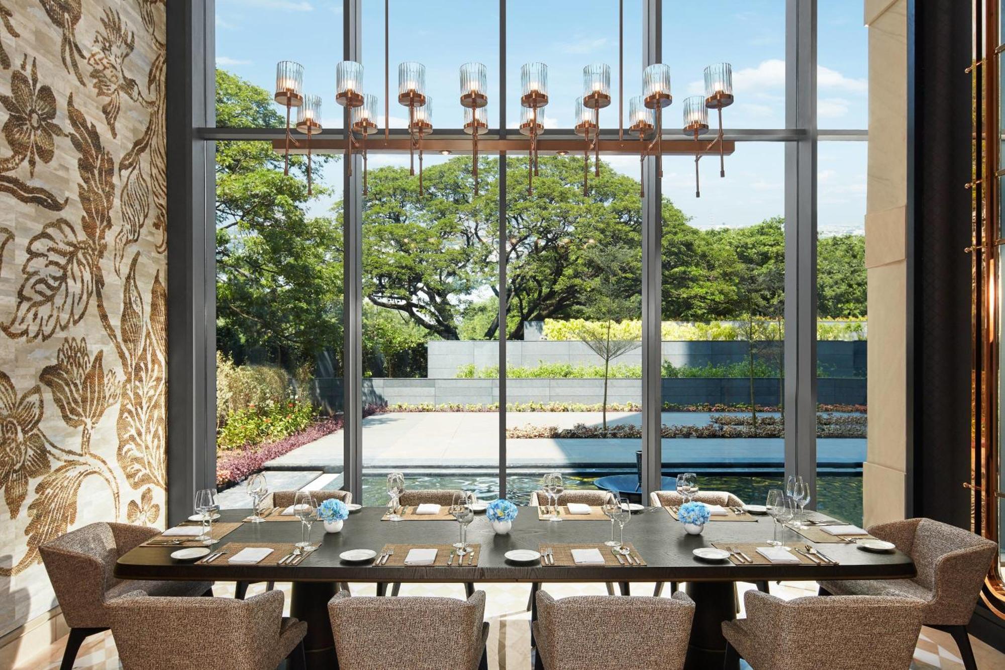 Hotel The Ritz-carlton,