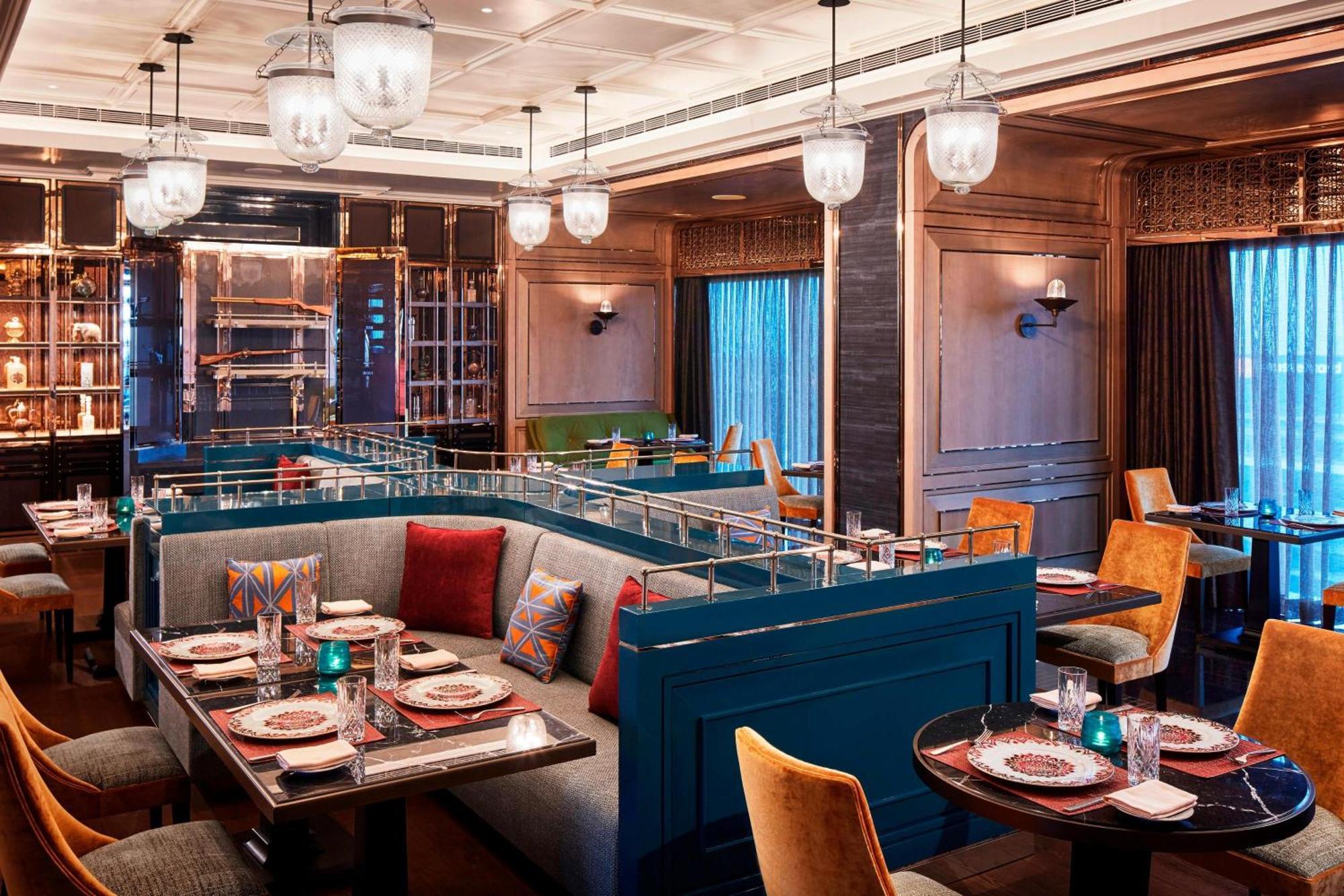 The Ritz-carlton,